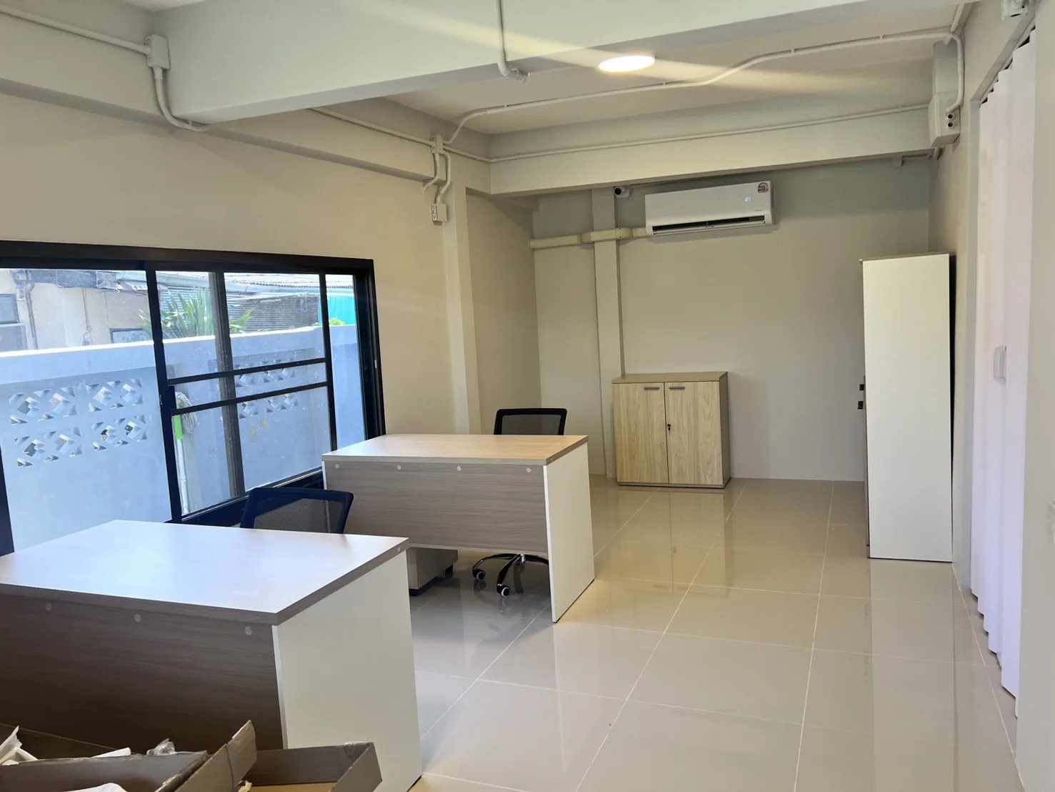 ห้องทำงานของสำนักงานบัญชี ไวเซอร์ โซน แอดไวซ์